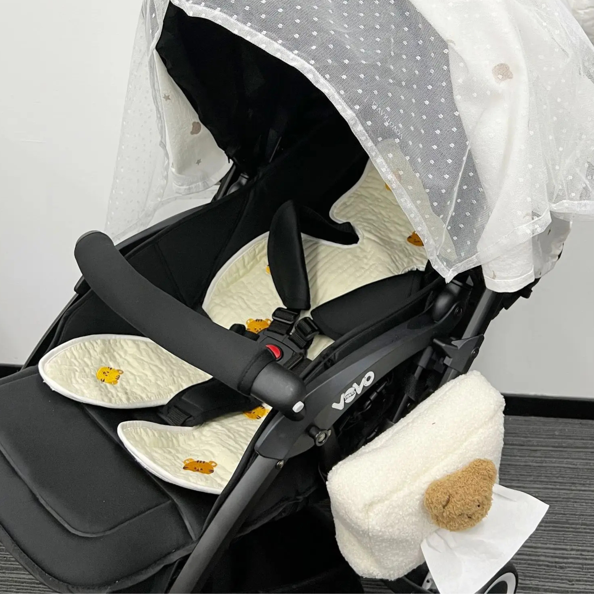Plush Bear Tissue Holder – On-the-Go Cute Convenience