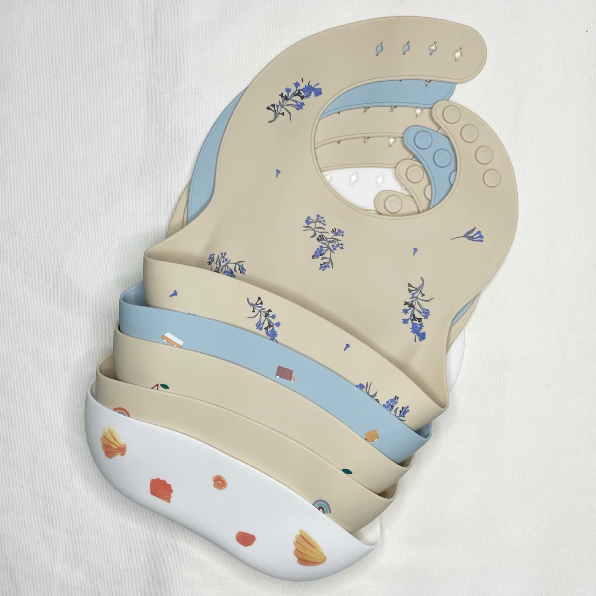 Silicone Baby Bib – Mess-Free & Cute